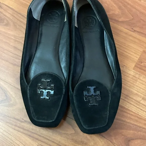 Tory Burch Black Leather Flats 6 - Picture 2 of 5